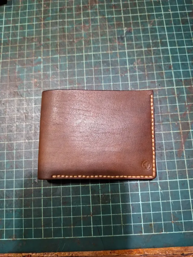 Billeteras de cuero auténtico hechas a mano