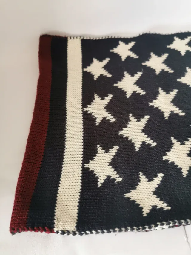 Gorro y cuello de niño talla 4-5 años de Zara.