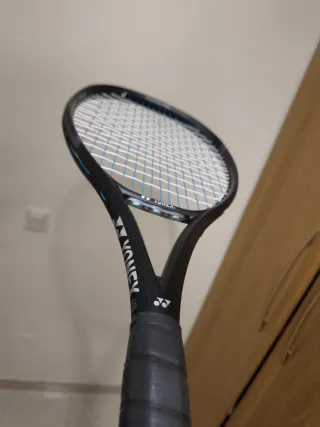 Raqueta Yonex Ezone Aqua Night 100