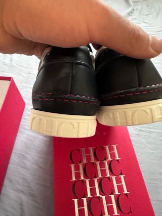 Zapatos náuticos Carolina Herrera negros
