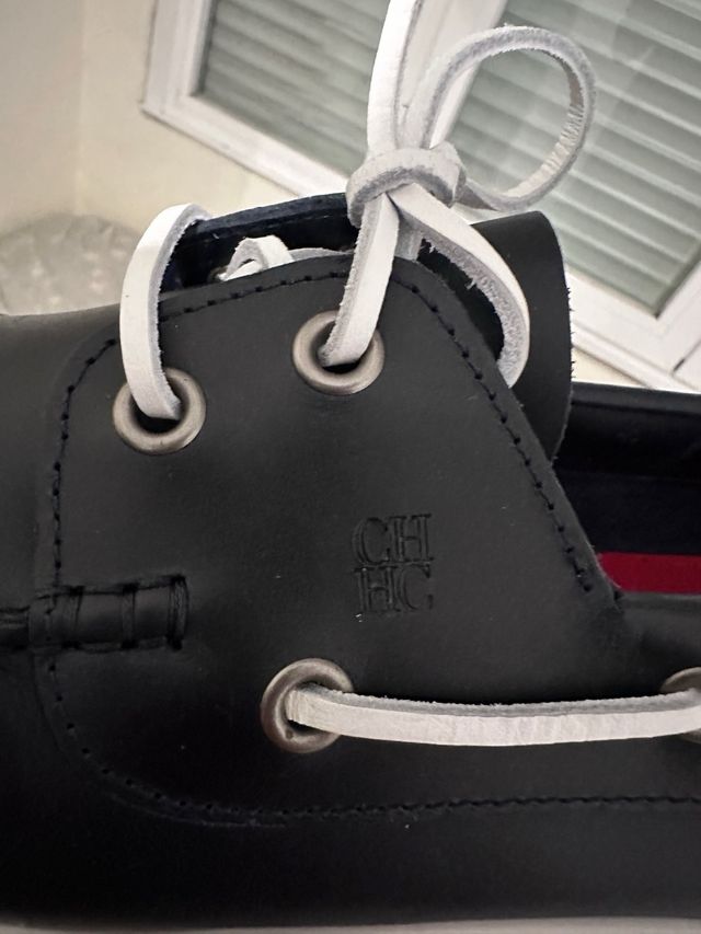 Zapatos náuticos Carolina Herrera negros