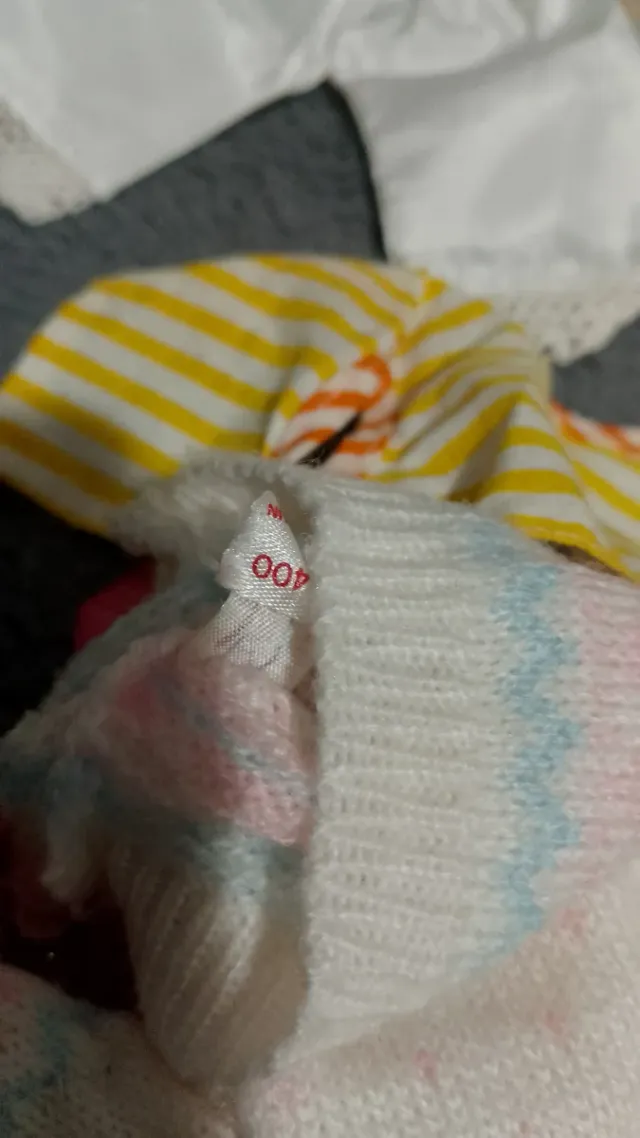 Lote Ropa Muñeca Nancy y Paola Reina