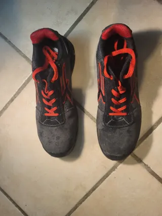 Scarpe U Power U-Power nere e grigie