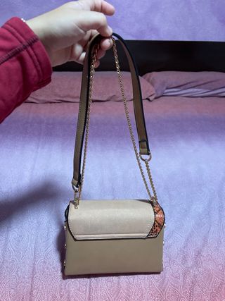 Bolso bandolera marrón y naranja