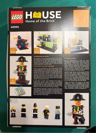 LEGO House 40504 A Minifigure Tribute