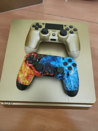 Consola PS4 Gold + 2 Mandos Personalizados