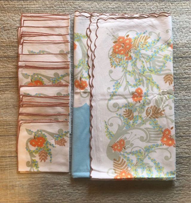 Tovaglia vintage anni 70 floreale 12 posti