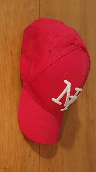 Gorra New York Roja Visera Curva