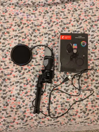 Micrófono USB Yuanmai Gaming Podcast RGB