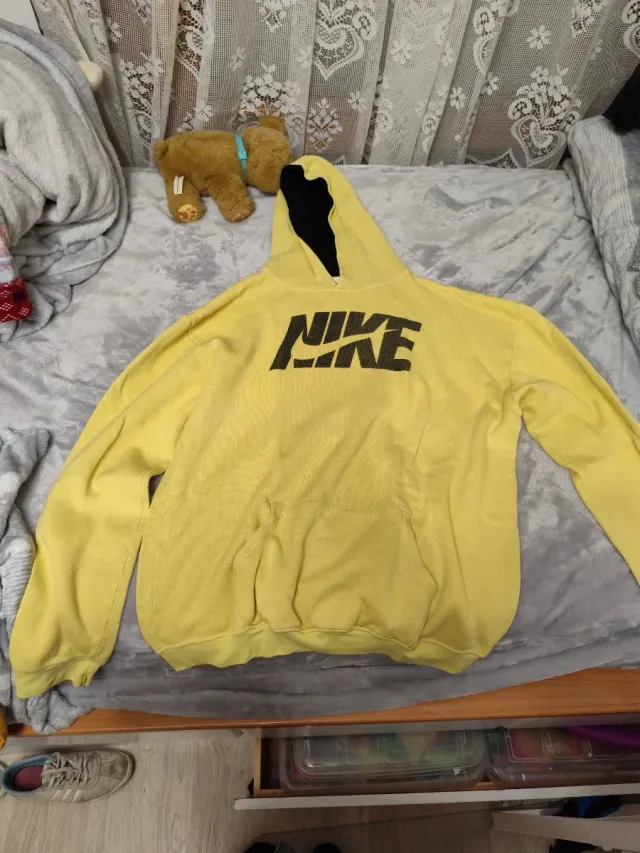 Sudadera Nike Deportiva Amarilla