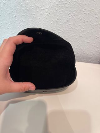 Funda de gafas Guess negra