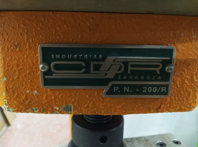 Prensa Neumática CDR PN-200/R