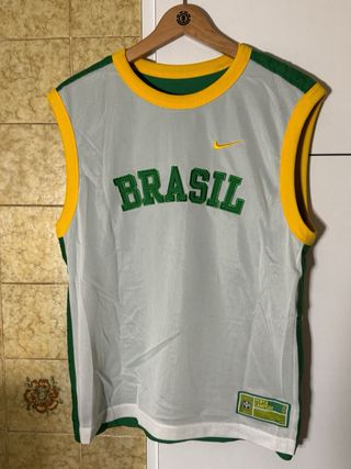 Camiseta reversible Nike Brasil Pentacampeón