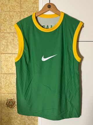 Camiseta reversible Nike Brasil Pentacampeón