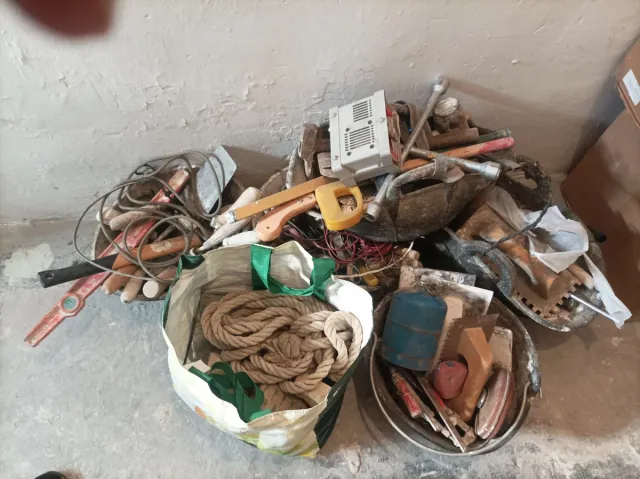 Lote de herramientas varias.