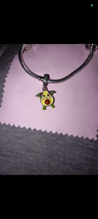 Pulsera Pandora con charms