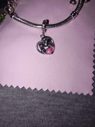 Pulsera Pandora con charms