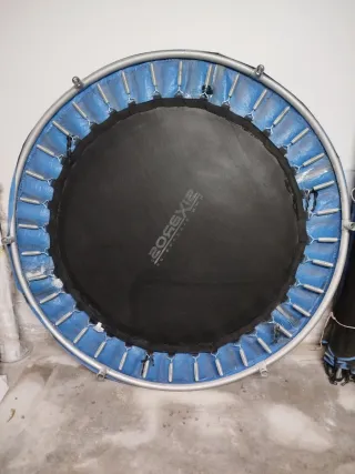 Cama elástica exterior