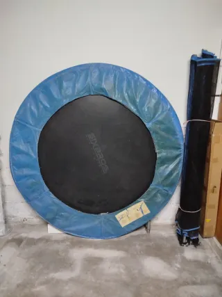 Cama elástica exterior