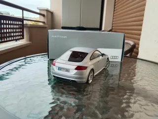 Audi TT Minichamps 1/18