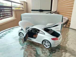 Audi TT Minichamps 1/18