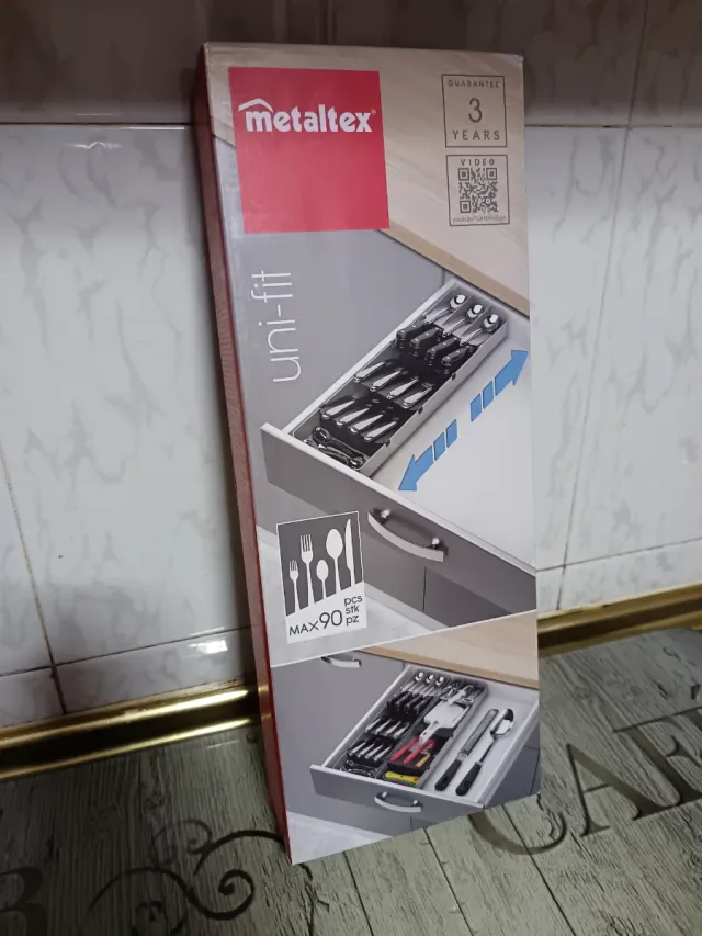 Organizador de cubiertos extensible a estrenar