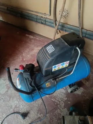 Compresor de aire azul