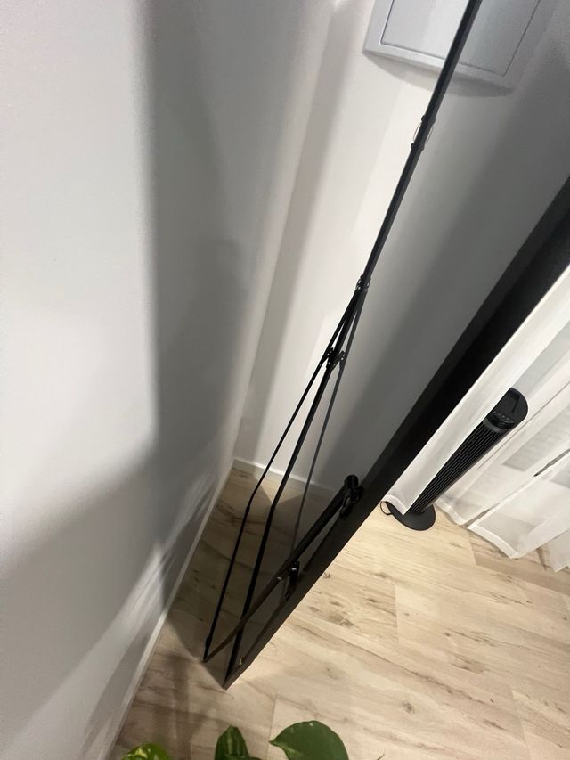 Espejo cuerpo entero negro