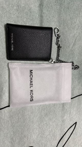 Cartera Michael Kors Negra con Cadena
