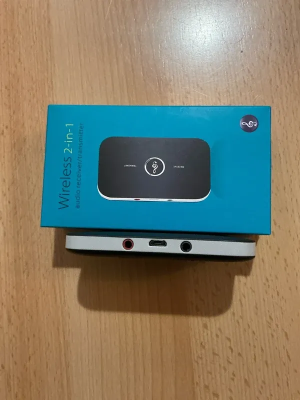 Trasmettitore ricevitore adattator audio Bluetooth