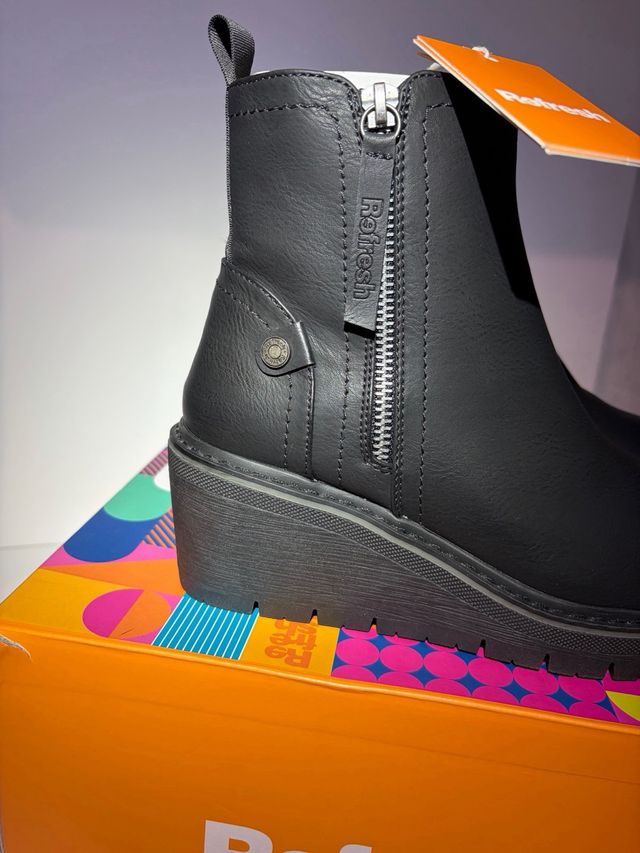 Botas Refresh Negras Tamanho 38