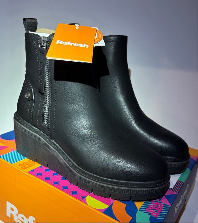 Botas Refresh Negras Tamanho 38