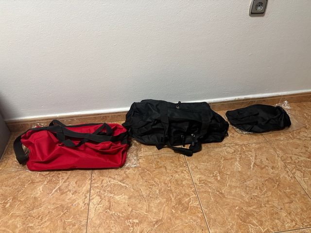 Set 3 Maletas Viaje Negra y Roja