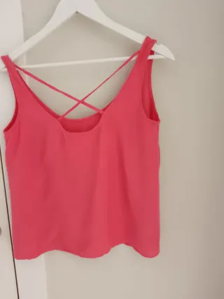 Blusa tirantes cruzados espalda rosa