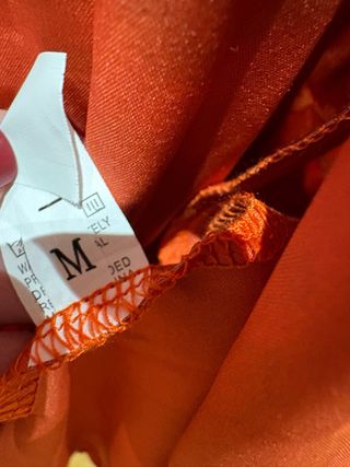 Vestido midi estampado floral con lazo