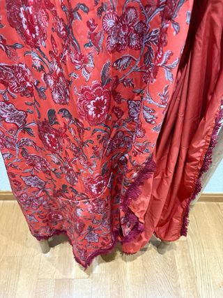 Vestido midi estampado floral con lazo