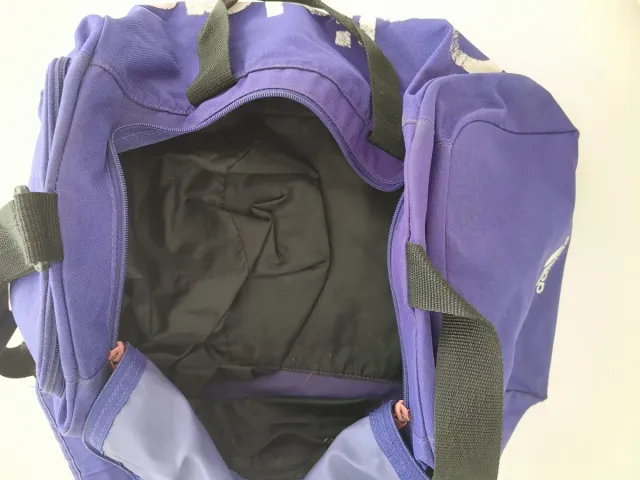 Macuto Adidas gimnasio morado