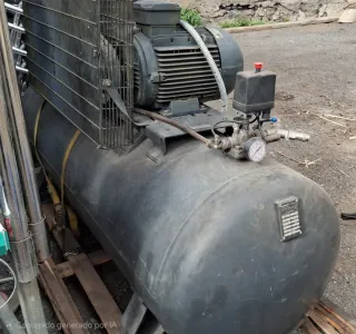 Compresor de aire 7.5 HP 500 litros
