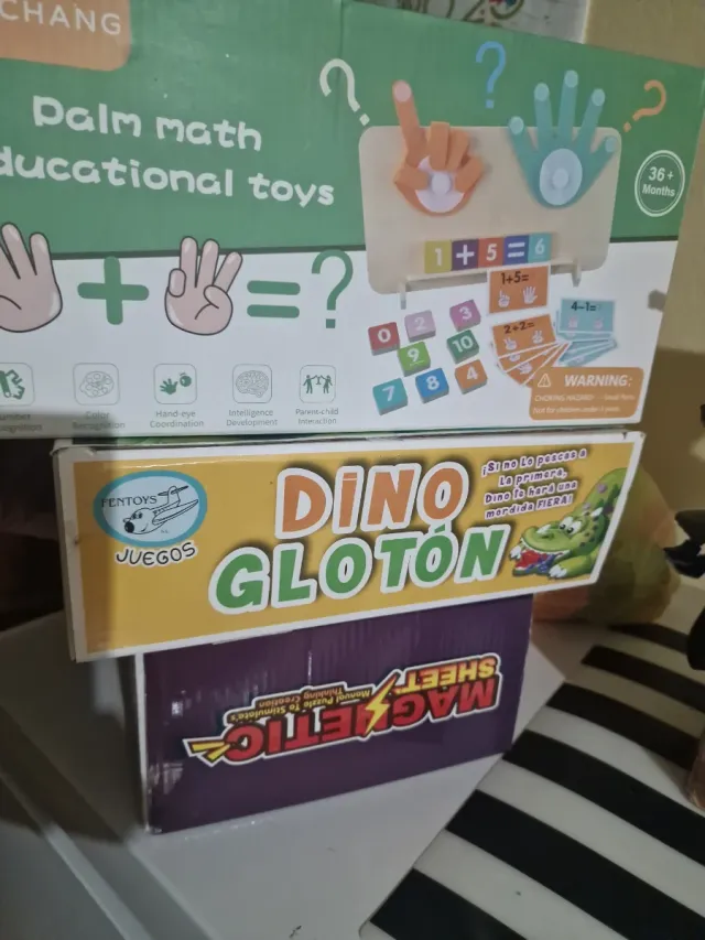 Lote juegos educativos: sumas y restas, imanes...
