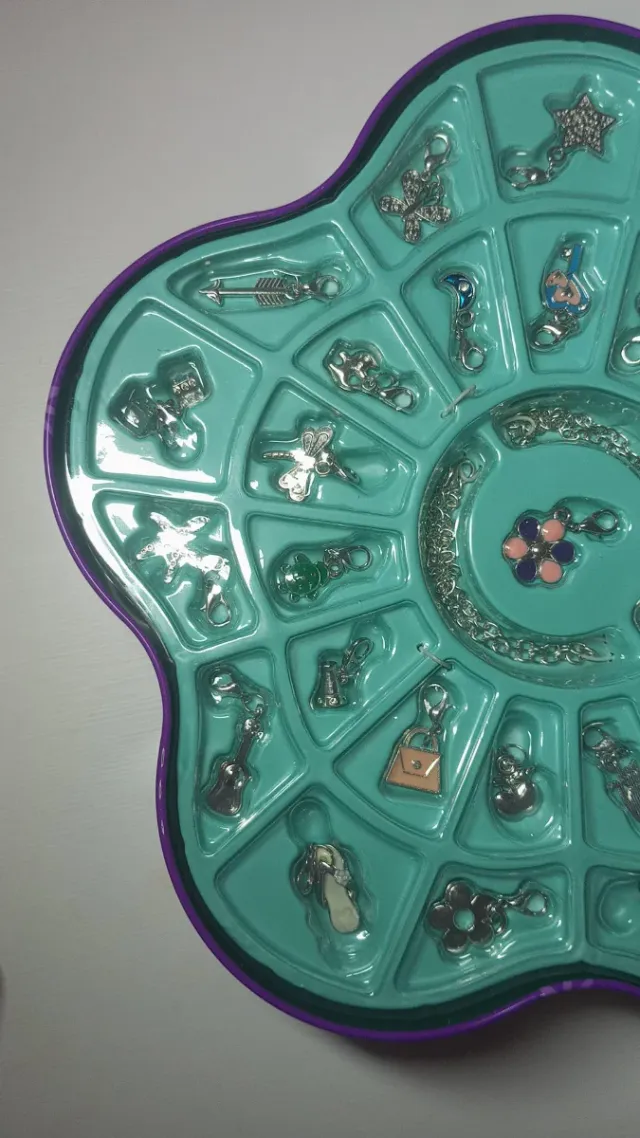 Caja Abalorios Pulseras Charms (perfecto regalo )