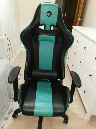 Silla Gaming Nacon Negra y Turquesa