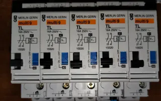 Merlin Gerin multi 9 TL Interruptores