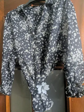 Camisa estampada flores