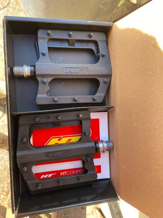 Pedales HT para descenso