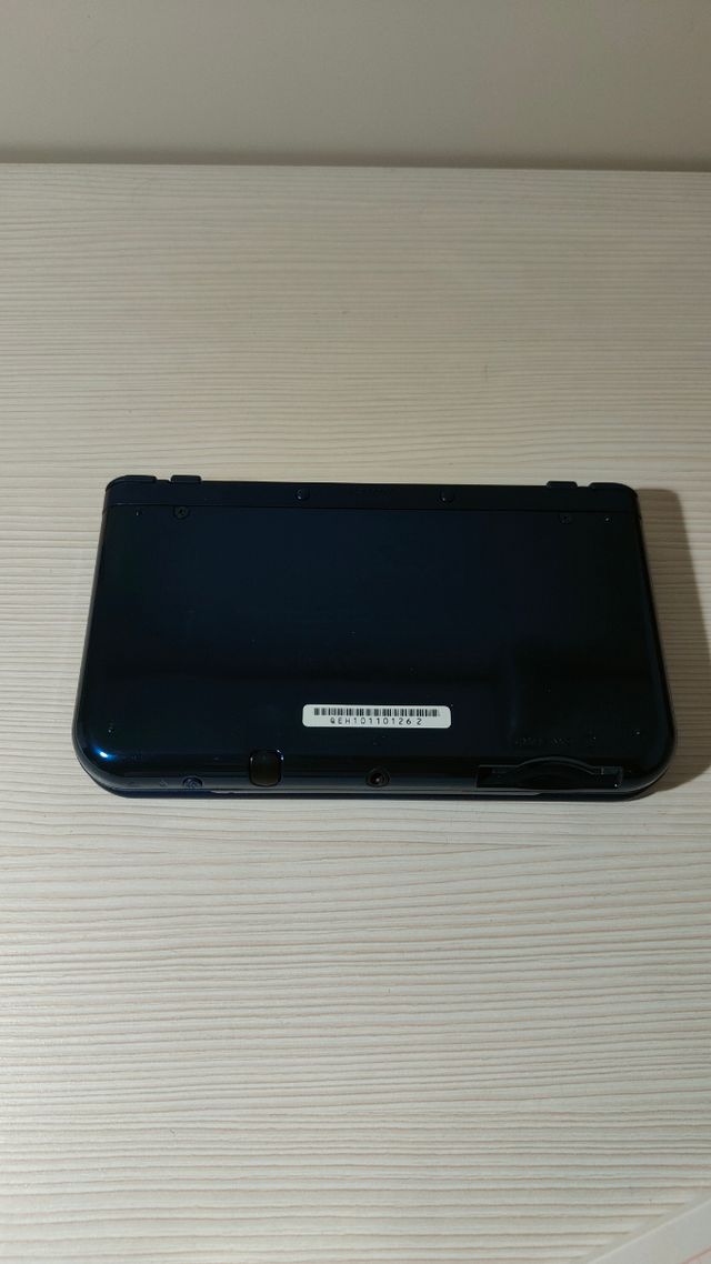 New Nintendo 3DS XL Blu