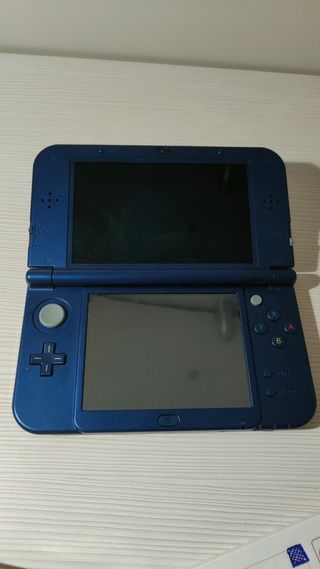New Nintendo 3DS XL Blu