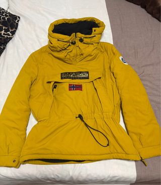 Abrigo Napapijri Amarillo