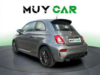 Abarth 500 1.4 16v T-Jet 695 132 kW (180 CV)