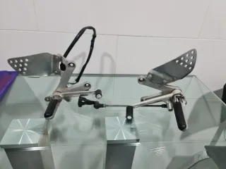 Estriberas Honda CBR 900 RR