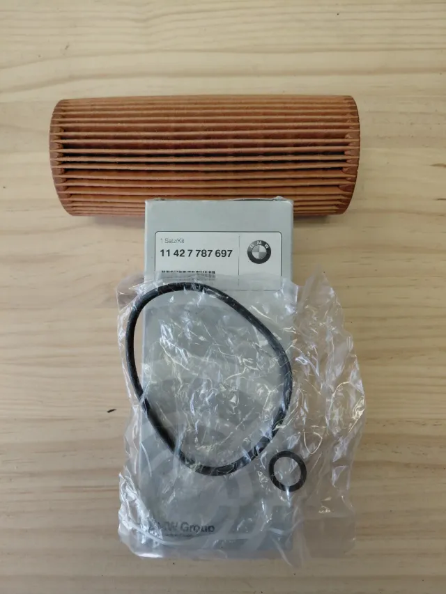 Filtro Aceite BMW 11 42 7 787 697